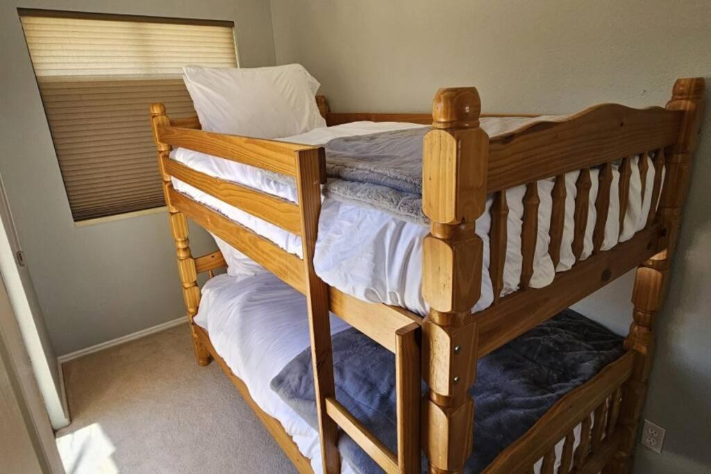 Hébergement de vacances Cliff Views - Hot Tub - Sups - Boat Parking - Sleeps 16 *